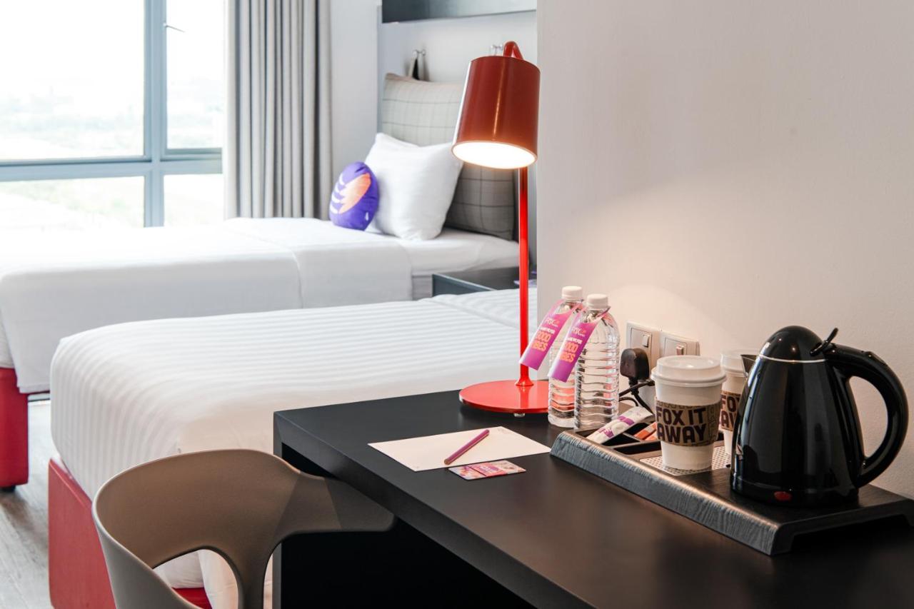 Fox Lite Hotel Dpulze Cyberjaya Extérieur photo